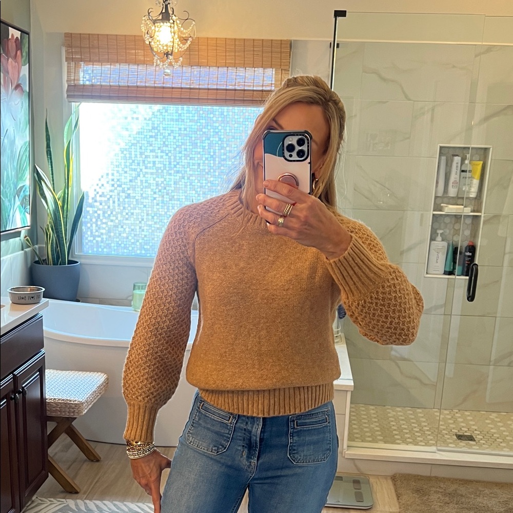 J. Crew Women's honeycomb balloon sleeve Camel Crew Neck Sweater size XXS